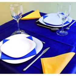 Pre-cut non-woven tablecloths