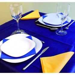 Pre-cut non-woven tablecloths